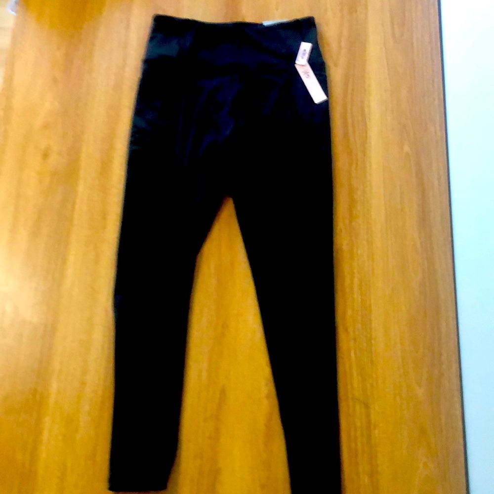 Victoria’s Secret on point leggings